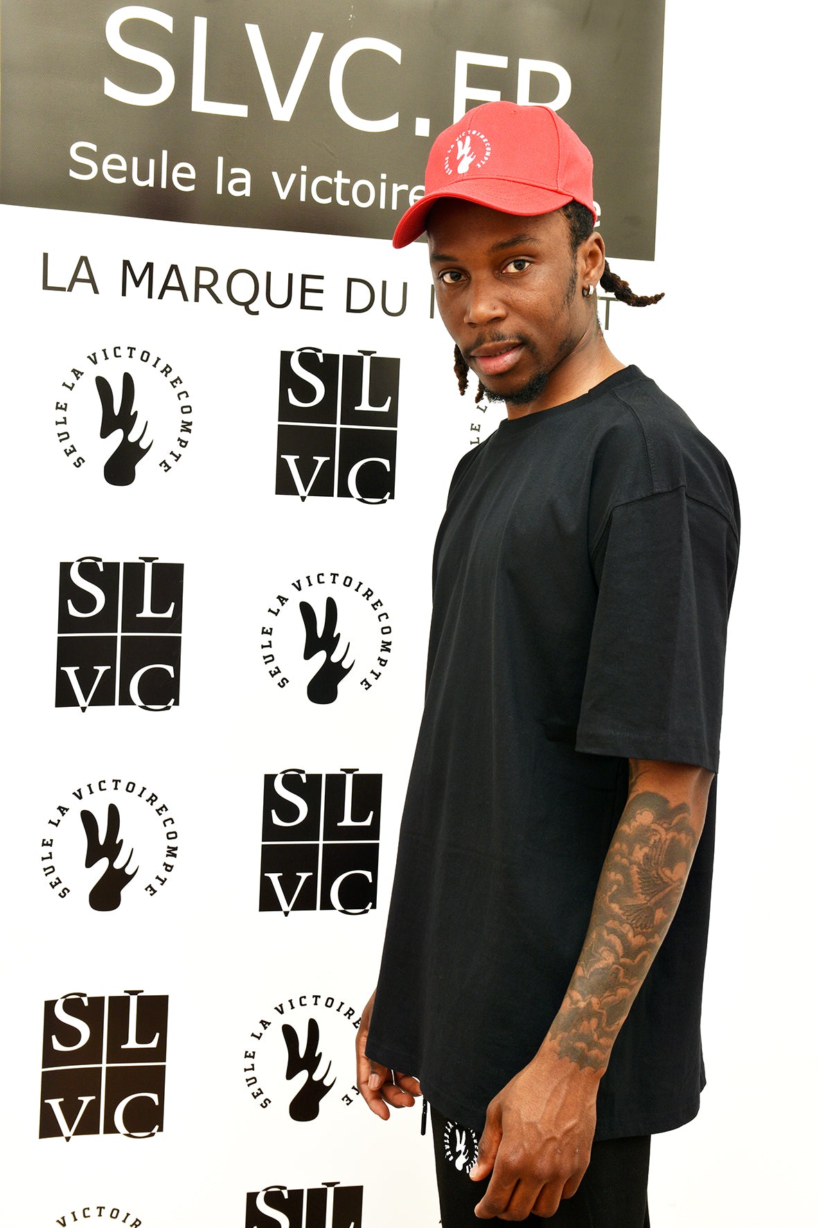 Tee-shirt SLVC CHICAGO VICTORY BLACK Oversized logo blanc au dos (Unisex)