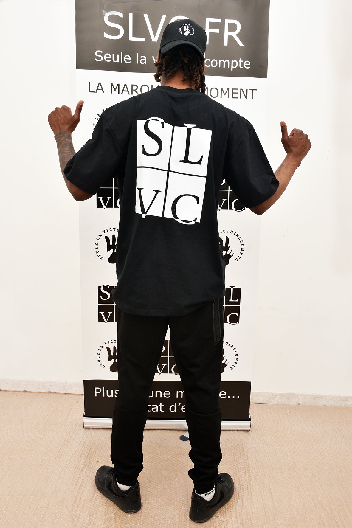 Tee-shirt SLVC CHICAGO CLASSIC BLACK Oversized logo blanc au dos (Unisex)
