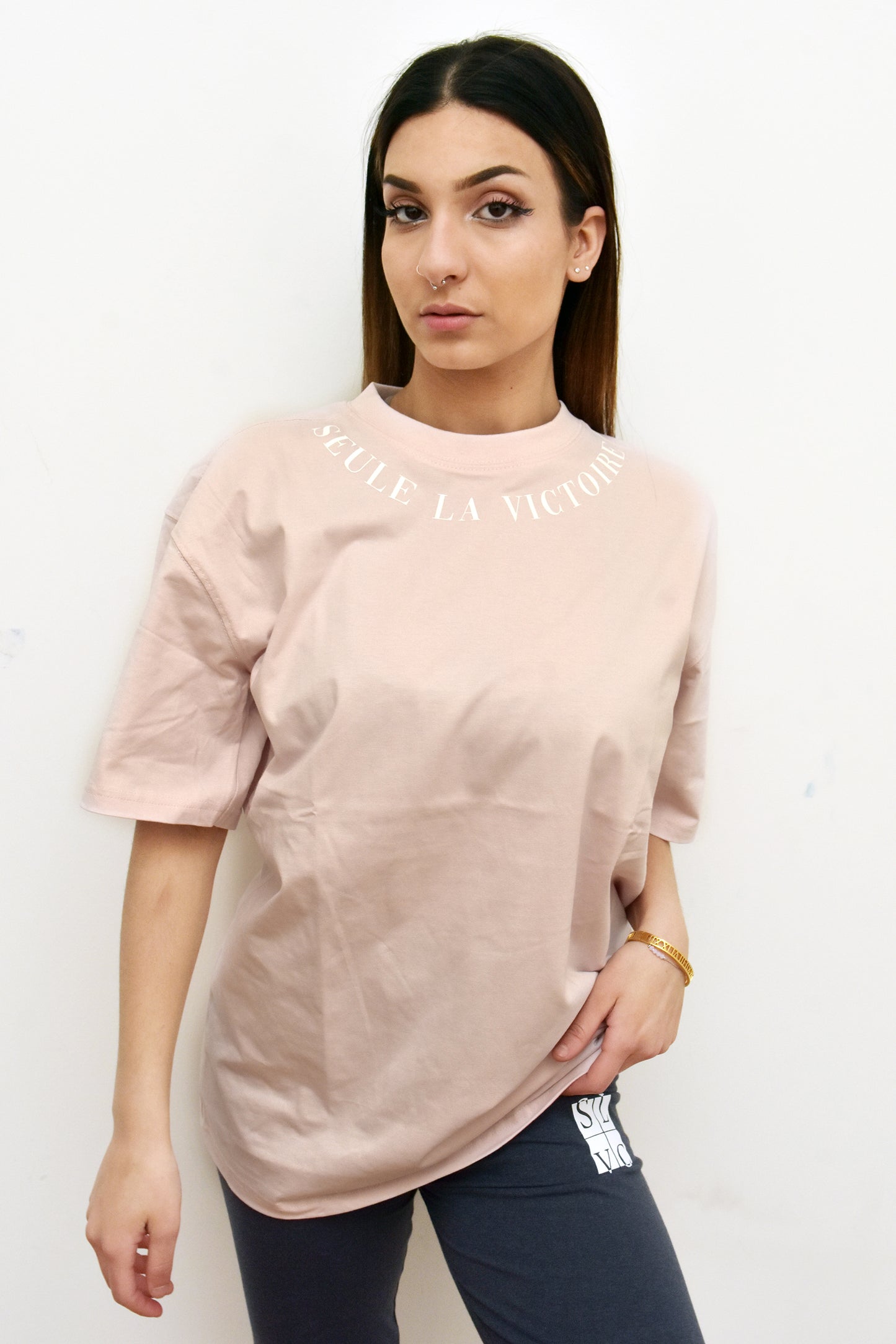 Tee-shirt SLVC CHICAGO LIGHT PINK Oversized logo texte blanc (Unisex)