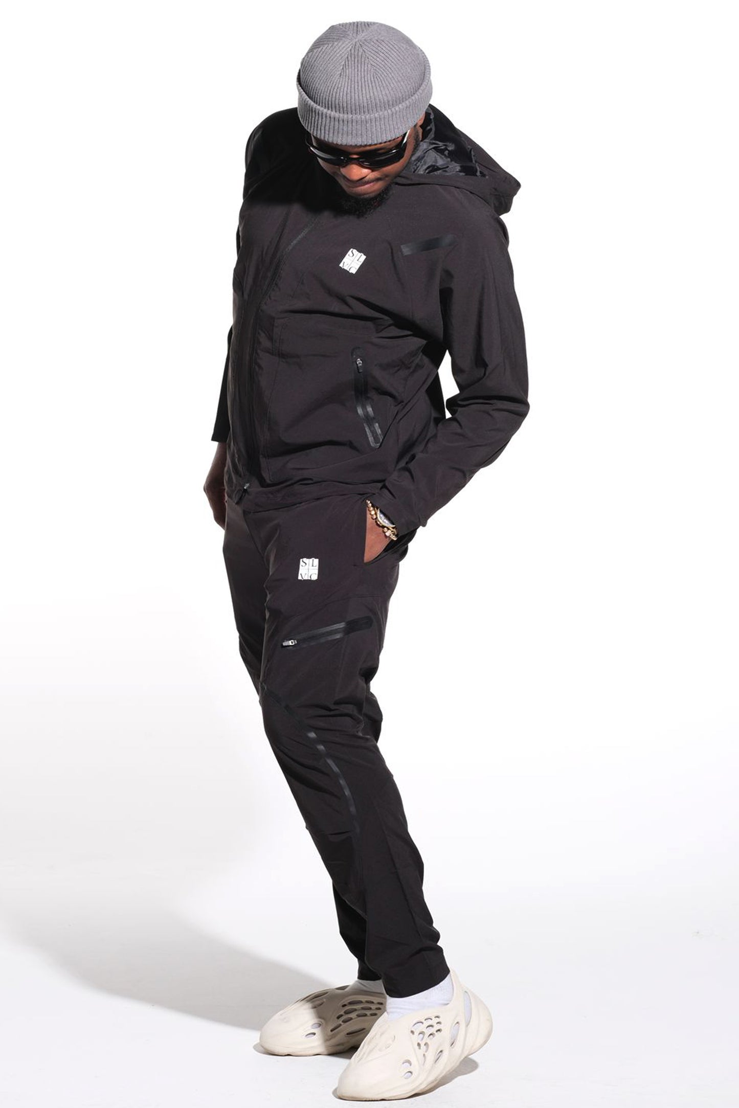 ENSEMBLE JOGGING SLVC BLACK STREET AVEC PETIT LOGO BLANC
